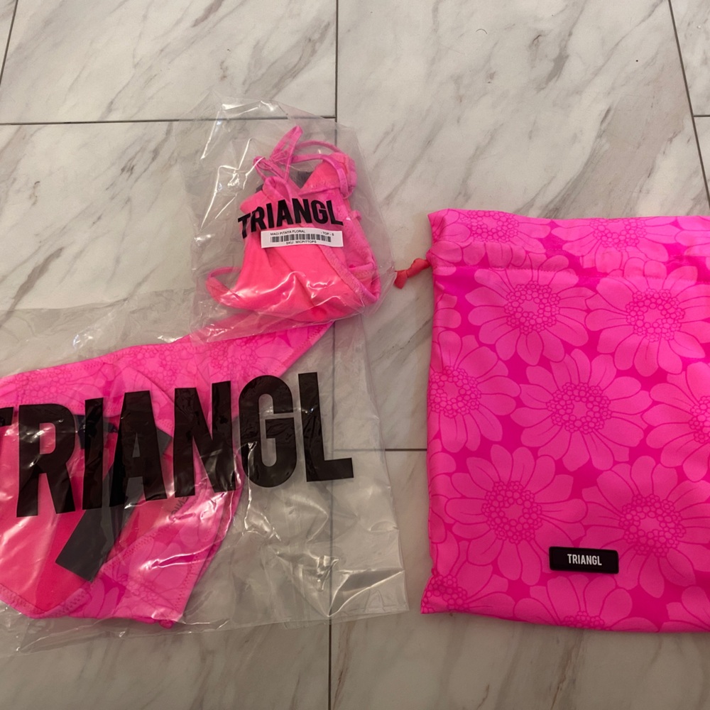 NWT Triangl Mica Pitaya floral top and bottom. Size S.